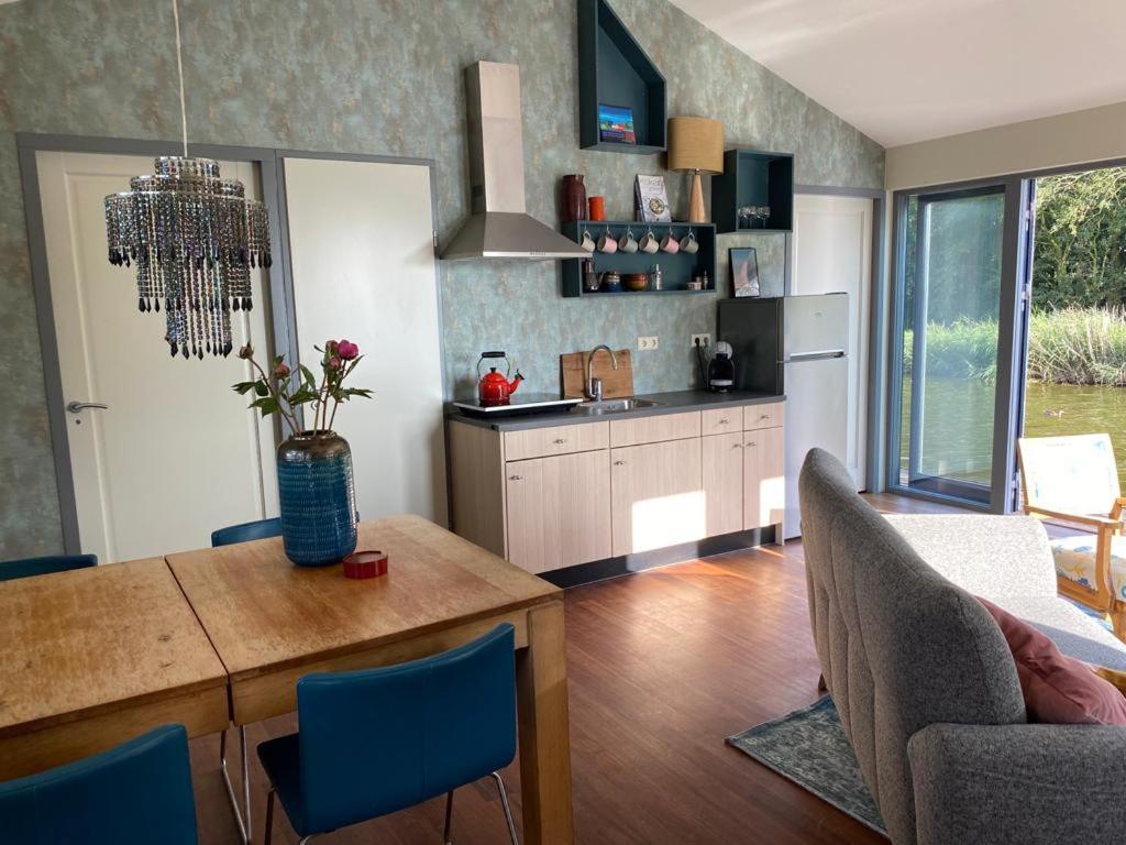Apartament Bb De Woonboot Anna Paulowna Zewnętrze zdjęcie