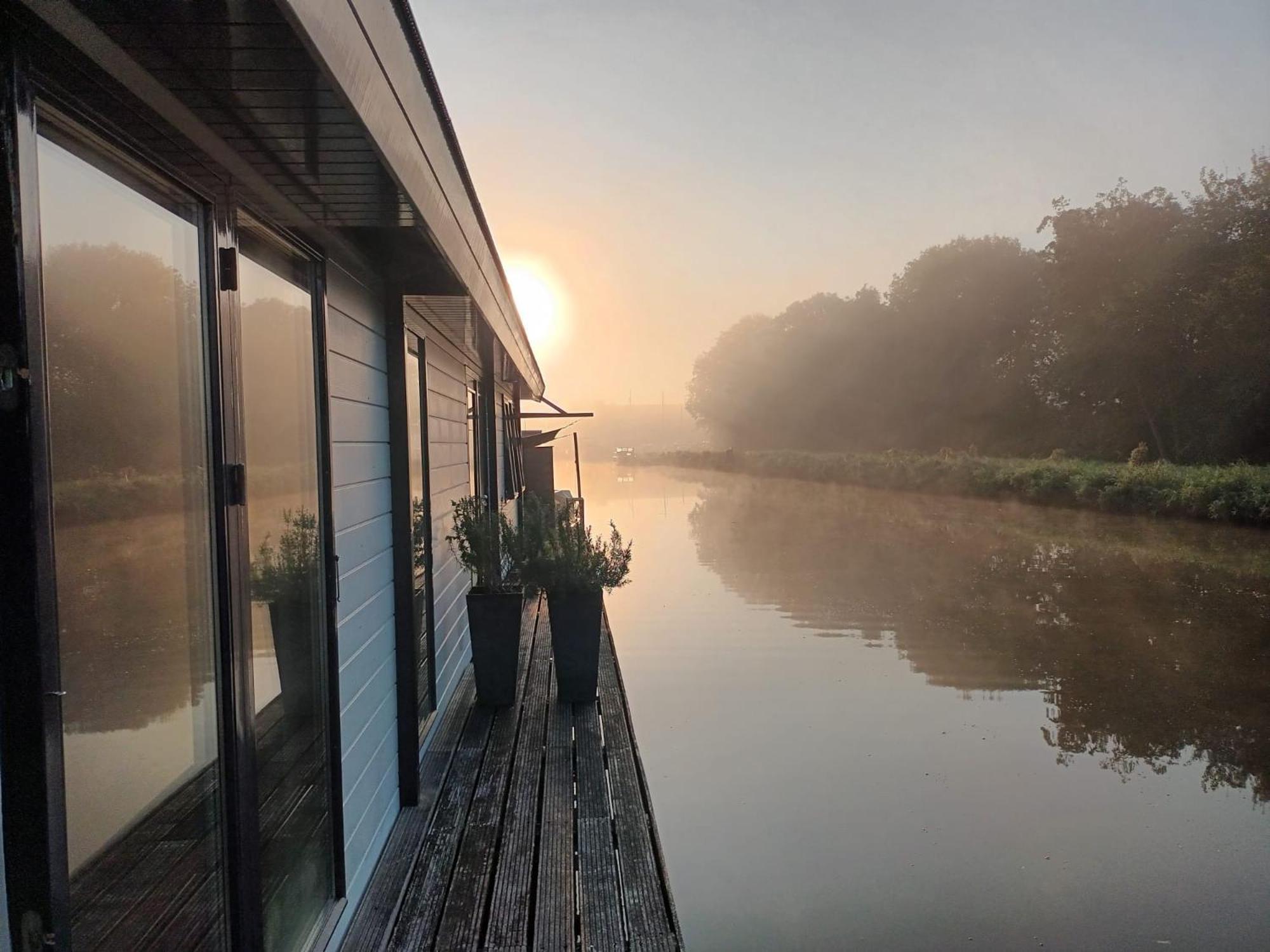 Apartament Bb De Woonboot Anna Paulowna Zewnętrze zdjęcie